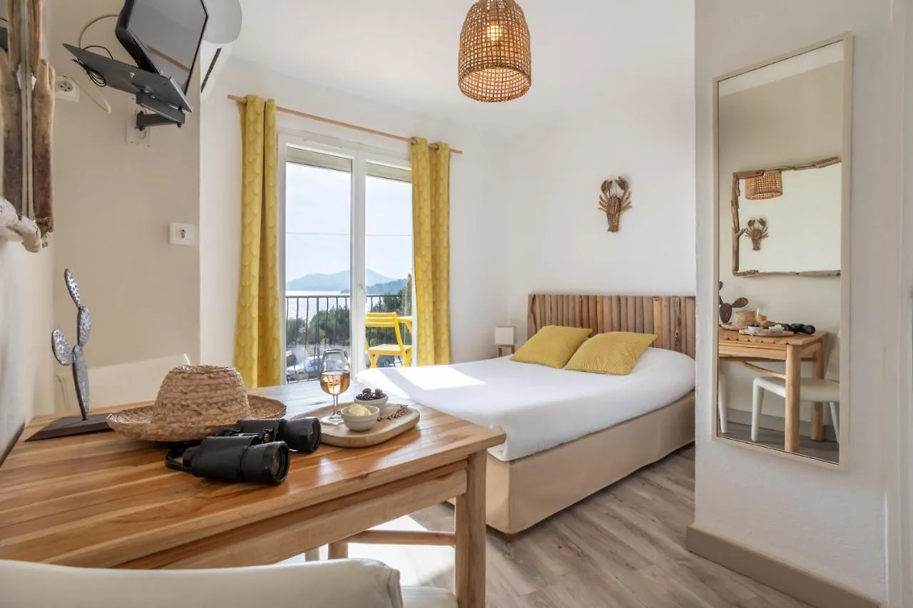 Hôtel Almanarre Plage - Hôtel Eco-Responsable Hyères 2*,