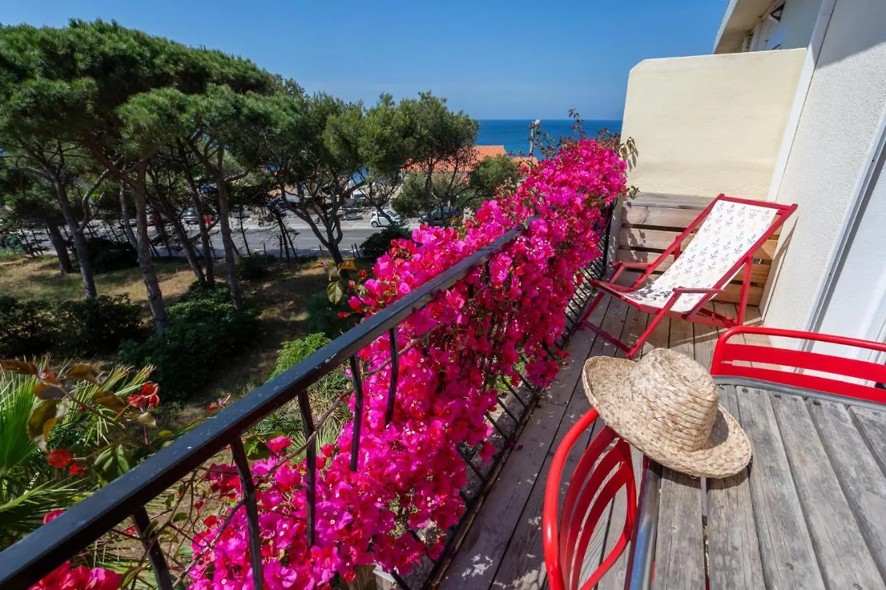 **  Hotel Almanarre Plage - Hotel Eco-Responsable Face A La Mer Hyeres France